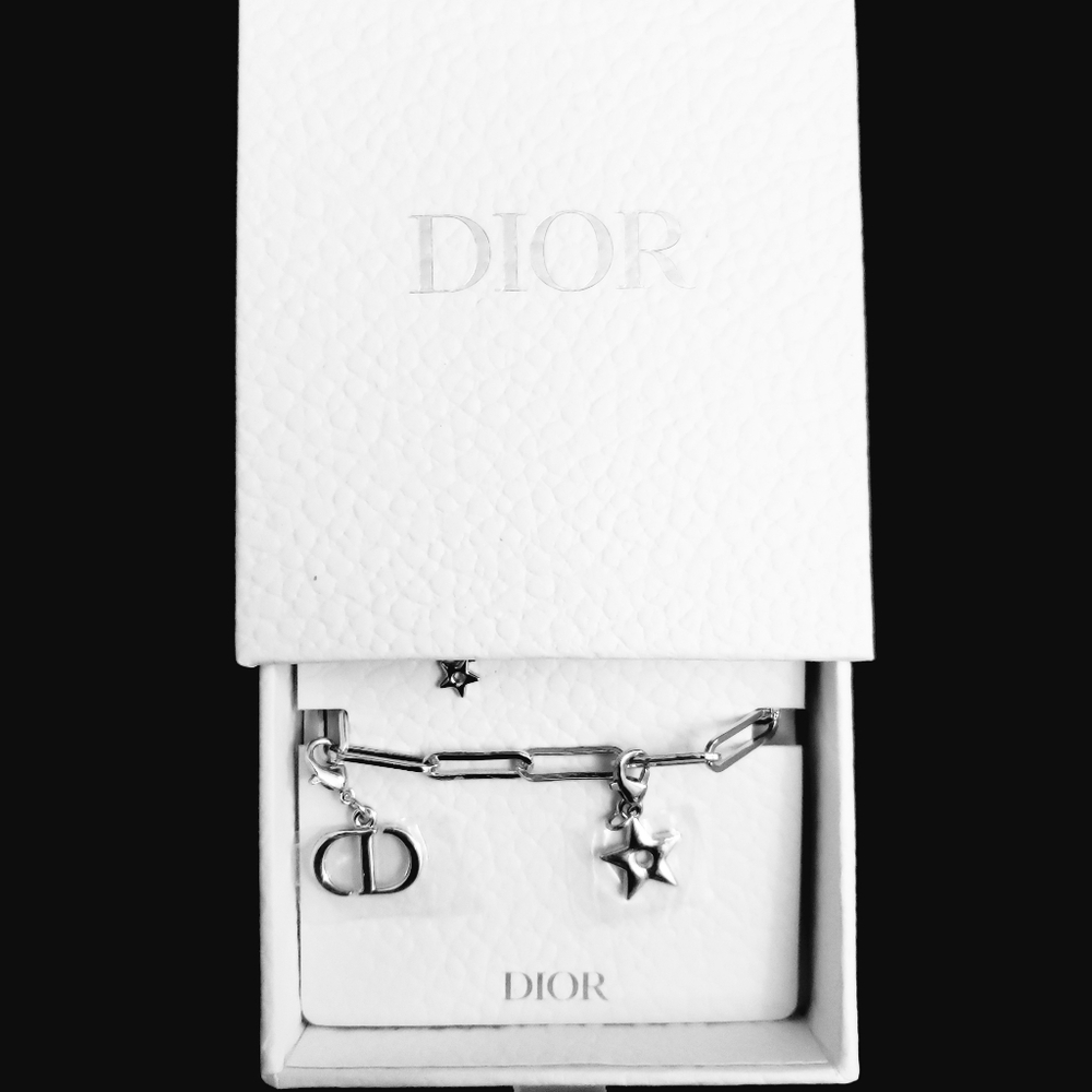 Christian Dior Phone/ Bradley Chain - Picture 6 of 9